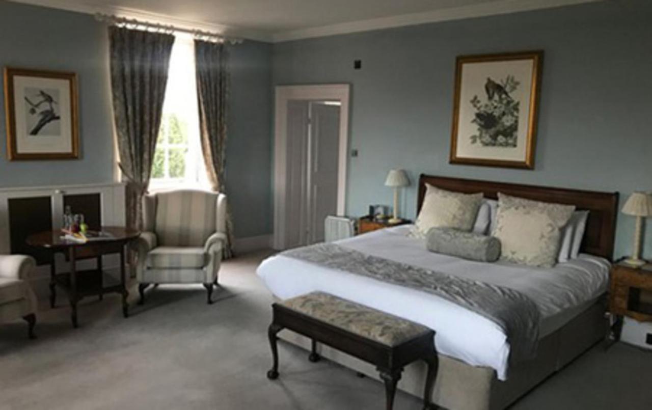 ชิคเฮลีย์ ฮอลล์ Hotel Chicheley ภายนอก รูปภาพ