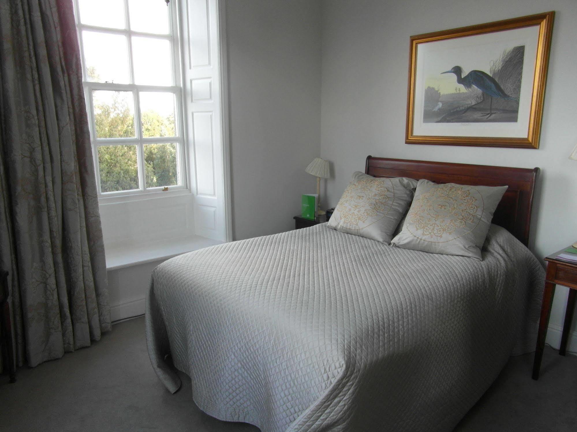 ชิคเฮลีย์ ฮอลล์ Hotel Chicheley ภายนอก รูปภาพ